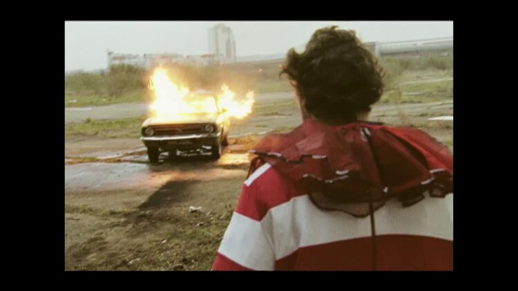 arctic-monkeys-fluorescent-adolescent-official-video
