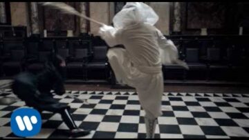 biffy-clyro-mountains-official-music-video