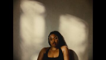 debbie-weight-on-me-official-visualiser
