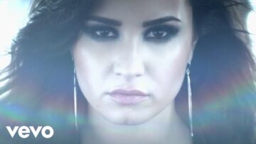 demi-lovato-heart-attack-official-video