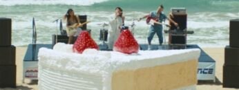 dnce-cake-by-the-ocean