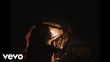doechii-sza-girl-get-up