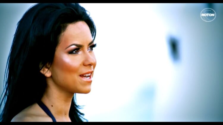 inna-amazing-thumb-2
