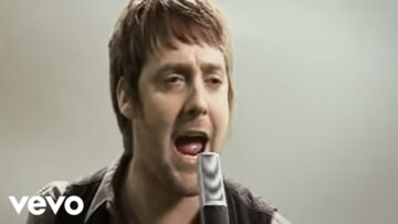 kaiser-chiefs-ruby-official-video
