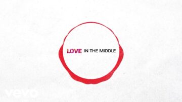 kevin-ross-love-in-the-middle-official-lyric-video