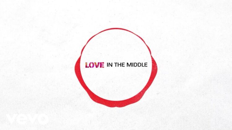 kevin-ross-love-in-the-middle-official-lyric-video