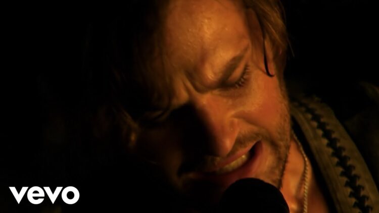 kings-of-leon-sex-on-fire-official-video