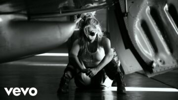 lady-gaga-hold-my-hand-from-top-gun-maverick-official-music-video