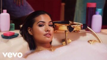 mabel-don-t-call-me-up-official-video