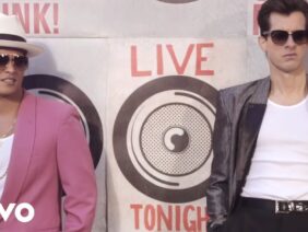 mark-ronson-uptown-funk-official-video-ft-bruno-mars