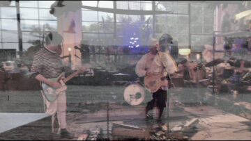 modest-mouse-third-side-of-the-moon-visualizer