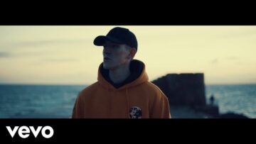 nathan-evans-wellerman-sea-shanty