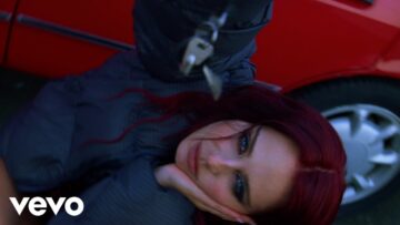 rose-gray-club-to-your-arms-official-video
