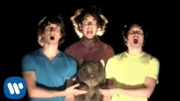 the-wombats-let-s-dance-to-joy-division-official-video