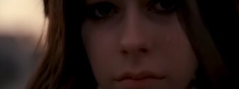 thumb_avril-lavigne-nobody-s-home-4k