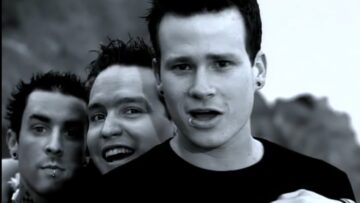 thumb_blink-182-all-the-small-things-remastered