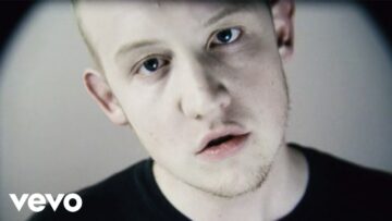 thumb_cjVQ36NhbMk