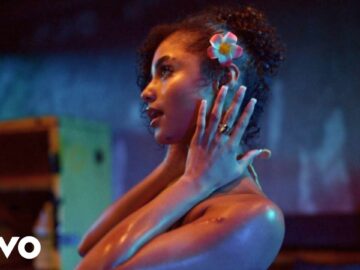 tyla-water-official-music-video